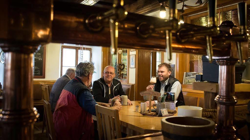 Brauerei-Gasthof Eck Hotell Böbrach Eksteriør bilde