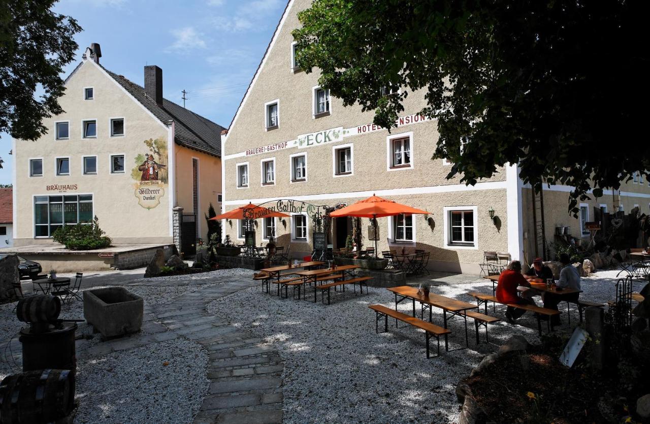 Brauerei-Gasthof Eck Hotell Böbrach Eksteriør bilde